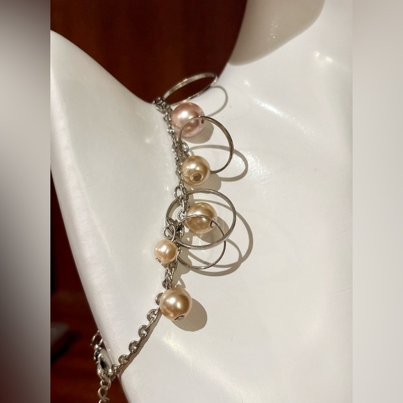 3/$15 - Silver & Metallic Pink Pearl Dangle Bracelet - Picture 3 of 7